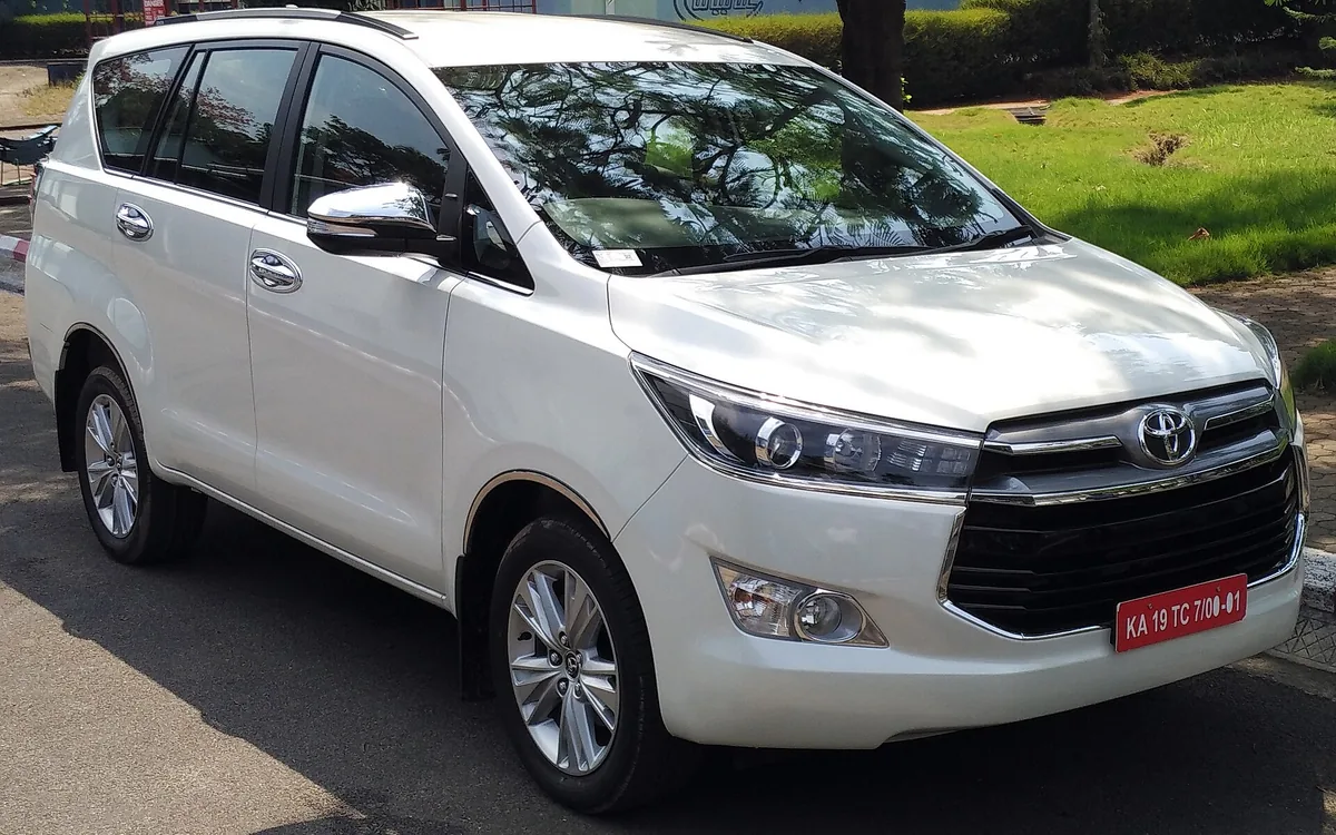 Tempo Traveller vs Innova Crysta: Choosing the Right Vehicle for Your Group